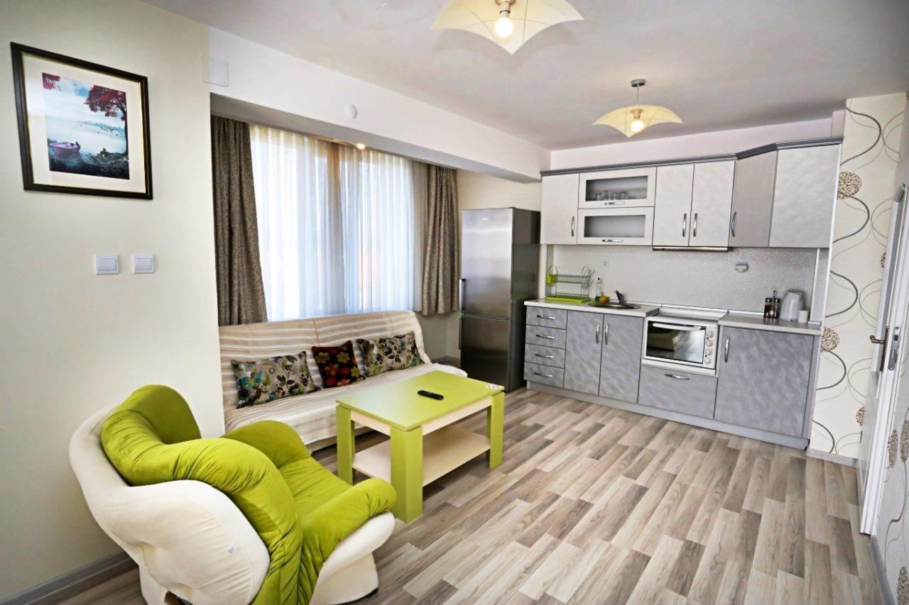 מומצ'ילגראד Apart Hotel Central מראה חיצוני תמונה